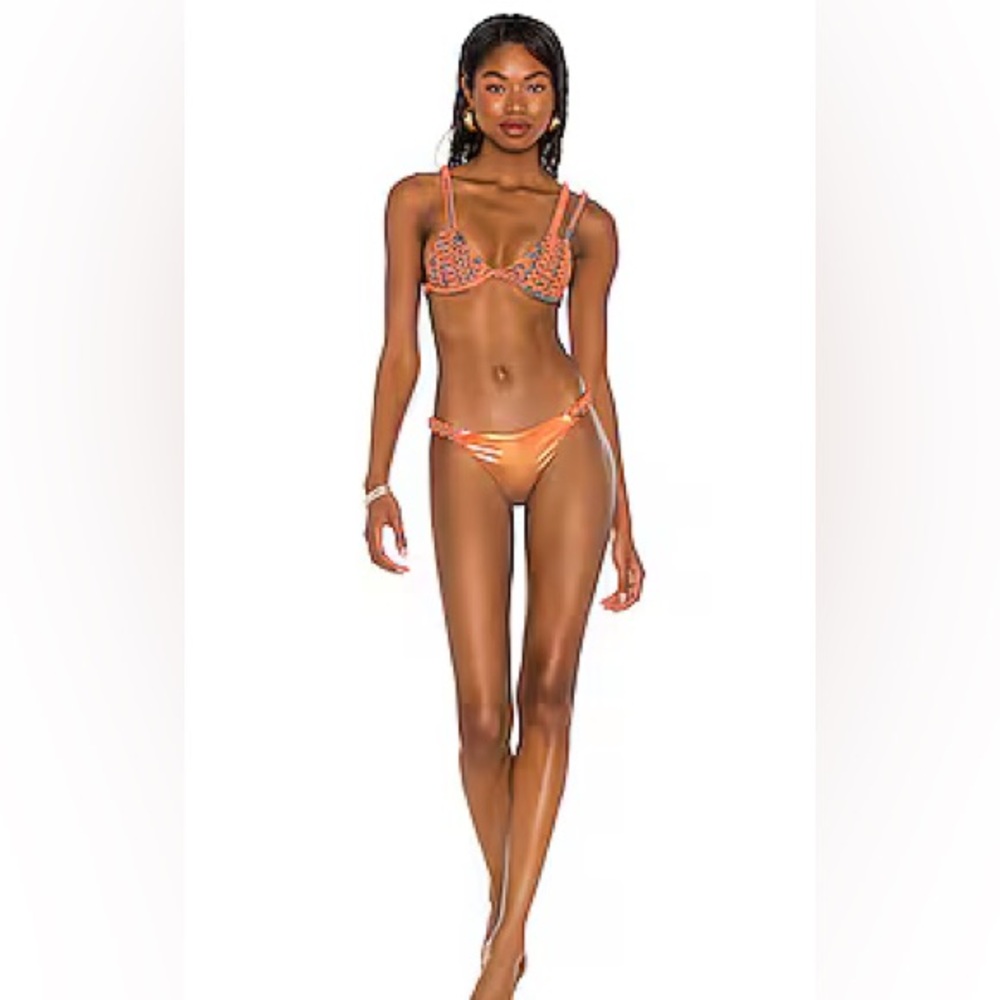 Triangle Timeless Macrame Bikini - Picture 4 of 4